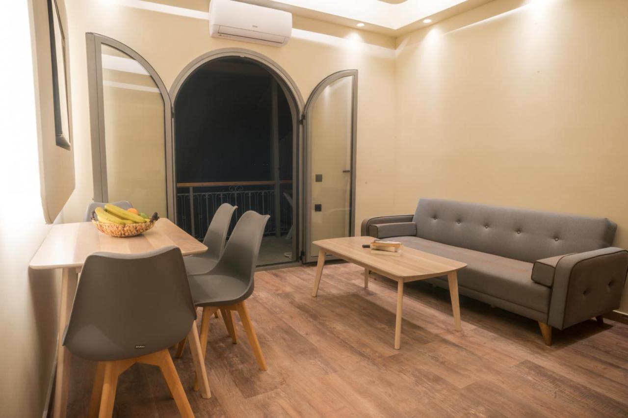 Seven Keys Luxury Suites Achilleion Екстер'єр фото