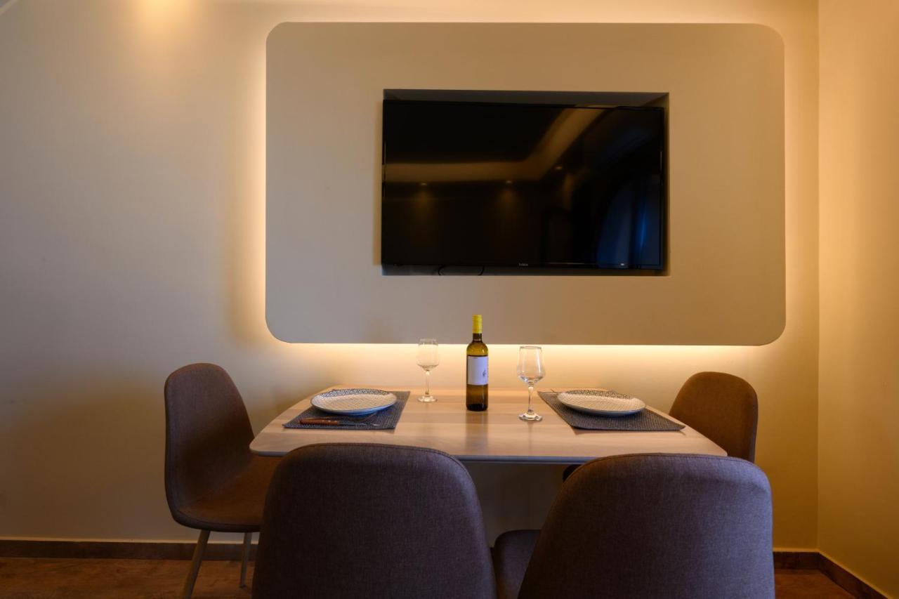Seven Keys Luxury Suites Achilleion Екстер'єр фото
