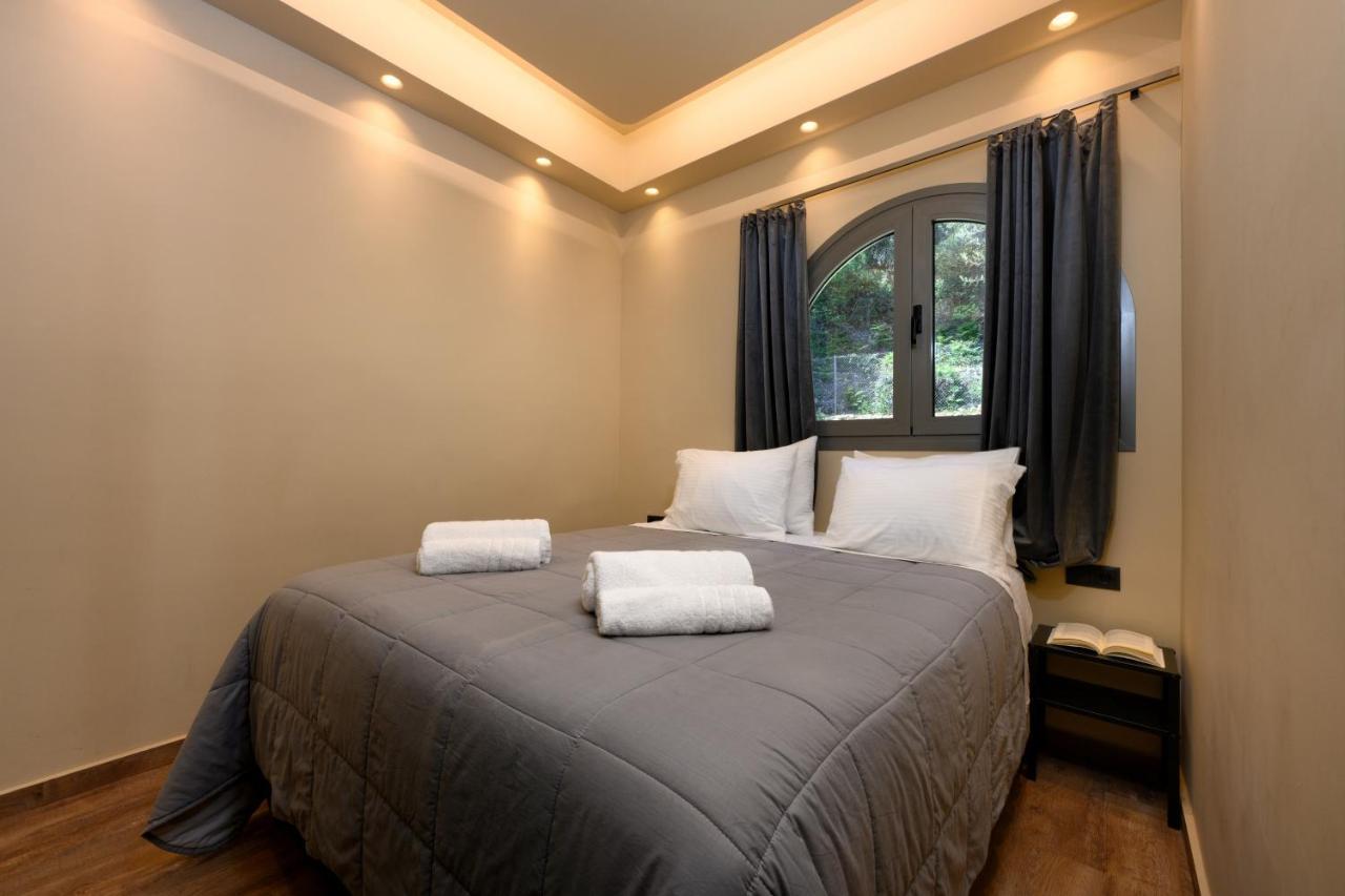 Seven Keys Luxury Suites Achilleion Екстер'єр фото