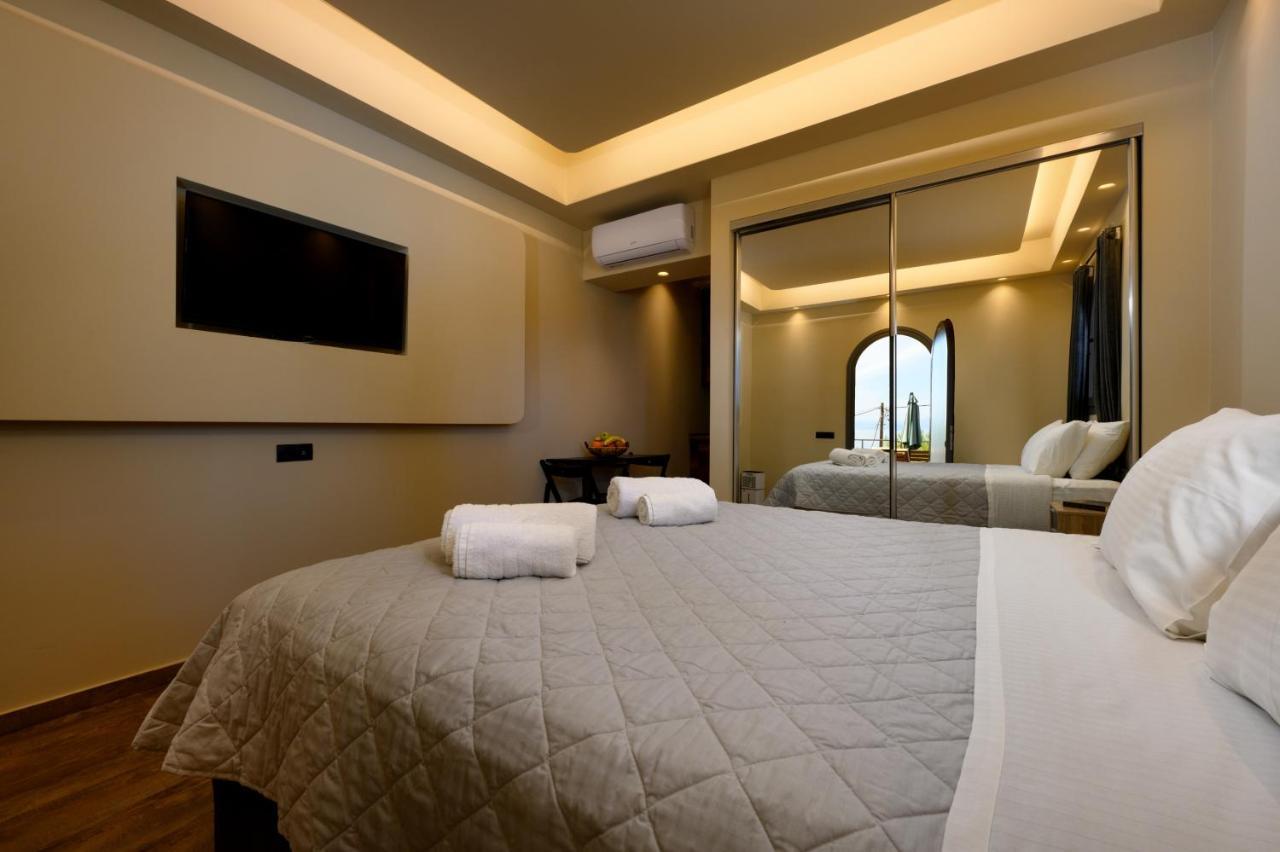 Seven Keys Luxury Suites Achilleion Екстер'єр фото
